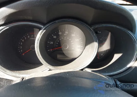 2011 Kia Sorento Lx z USA, uszkodzony, nr VIN 5XYKTCA12BG155381